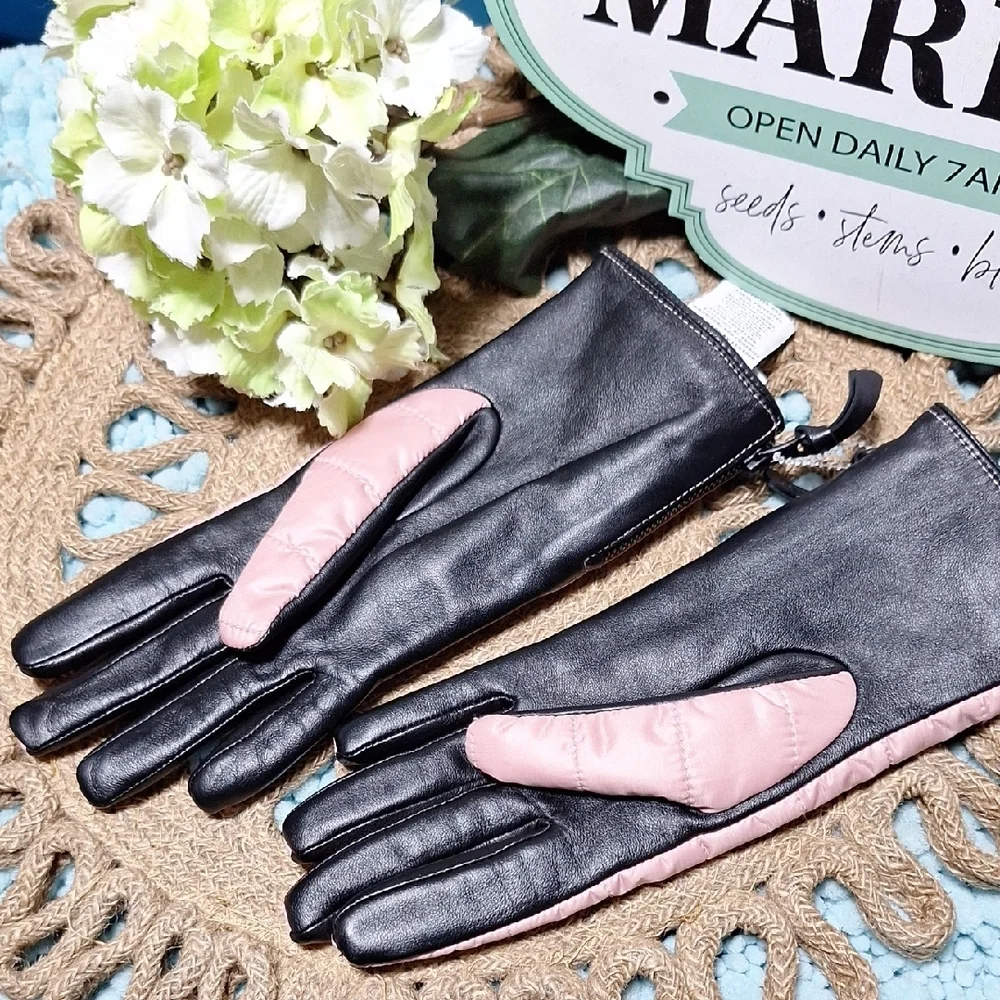 UGG Women's Black Leather  and Pink Quilted Gloves, Smart Touch